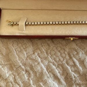 14 K Yellow gold diamond bracelet